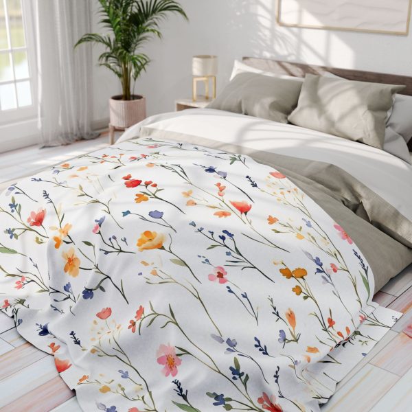 Meadow Flowers Watercolor Fleece Blanket - Pastel Colors with Cute Floral Pattern, White Floral Print, Soft and Cozy