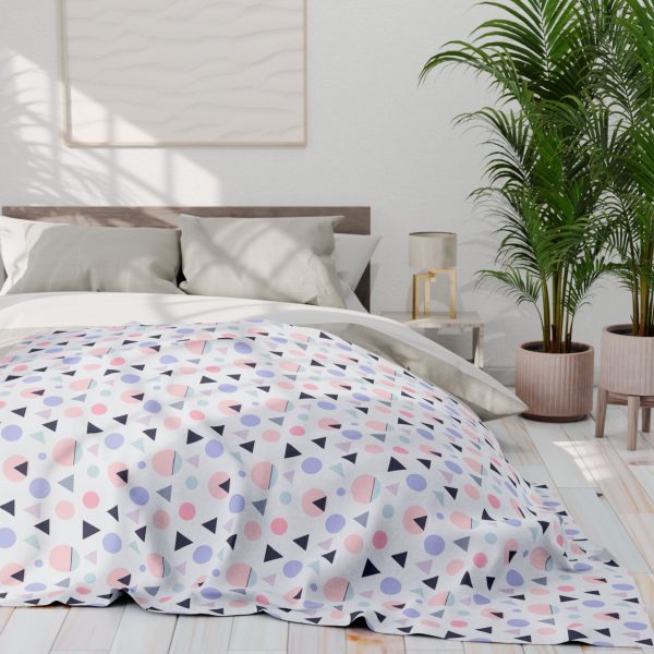 14560220426630082185_2048.jpeg Pastel Geometric Shapes Minimalist Fleece Blanket - Lavender, Mint, Blush - Airy & Professional Design