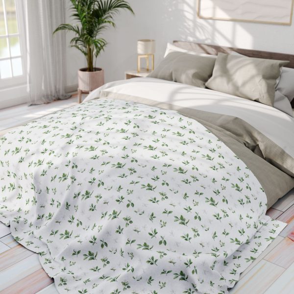 16401478656427480320_2048.jpeg Jasmine Blooms Fleece Blanket - Soft Floral Design for Stylish Home Decor