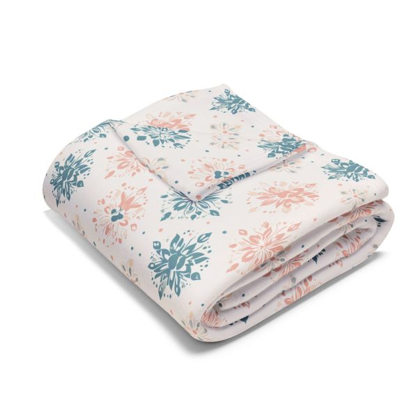 17206063257077322922_2048.jpeg Indian Artistry Inspired Cozy Fleece Blanket with Peacock Motifs and Mandala Fragments | Minimalist Design in Pastel Palette - Decorative and Comforting Layer