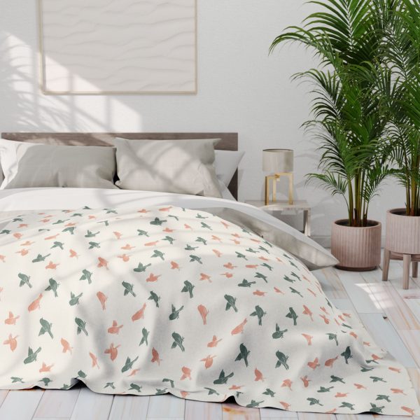 Warli Art Inspired Sparrow Fleece Blanket - Cozy Minimal Design in Cream, Soft Pink, Mint - Cultural Sophistication for Sofa or Bed