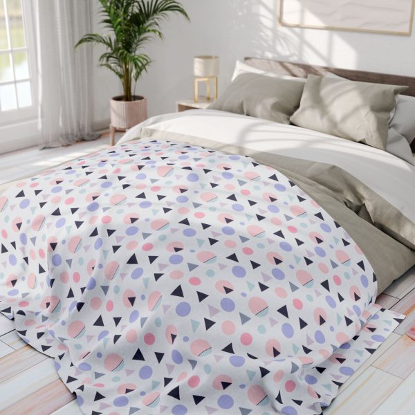 2746901073803747372_2048.jpeg Pastel Geometric Shapes Minimalist Fleece Blanket - Lavender, Mint, Blush - Airy & Professional Design
