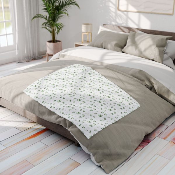 3007563419786794995_2048.jpeg Jasmine Blooms Fleece Blanket - Soft Floral Design for Stylish Home Decor