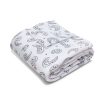 5671699096826146106_2048.jpeg Paisley Motif Minimalist Fleece Blanket - Elegant Neutral Design for Modern Homes