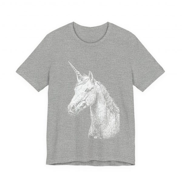 Whimsical Unicorn Design T-Shirt for Girls and Women - Ideal for Animal Lovers and Enthusiasts of Mythical Creatures